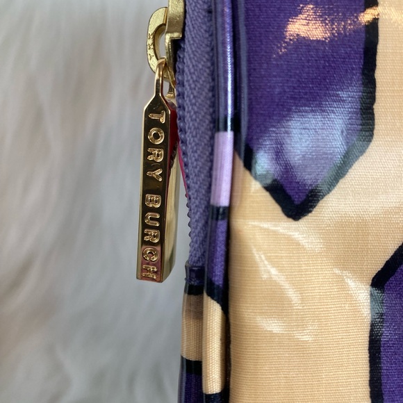 GUC Tory Burch Purple and Tan IPad Case - Picture 4 of 6